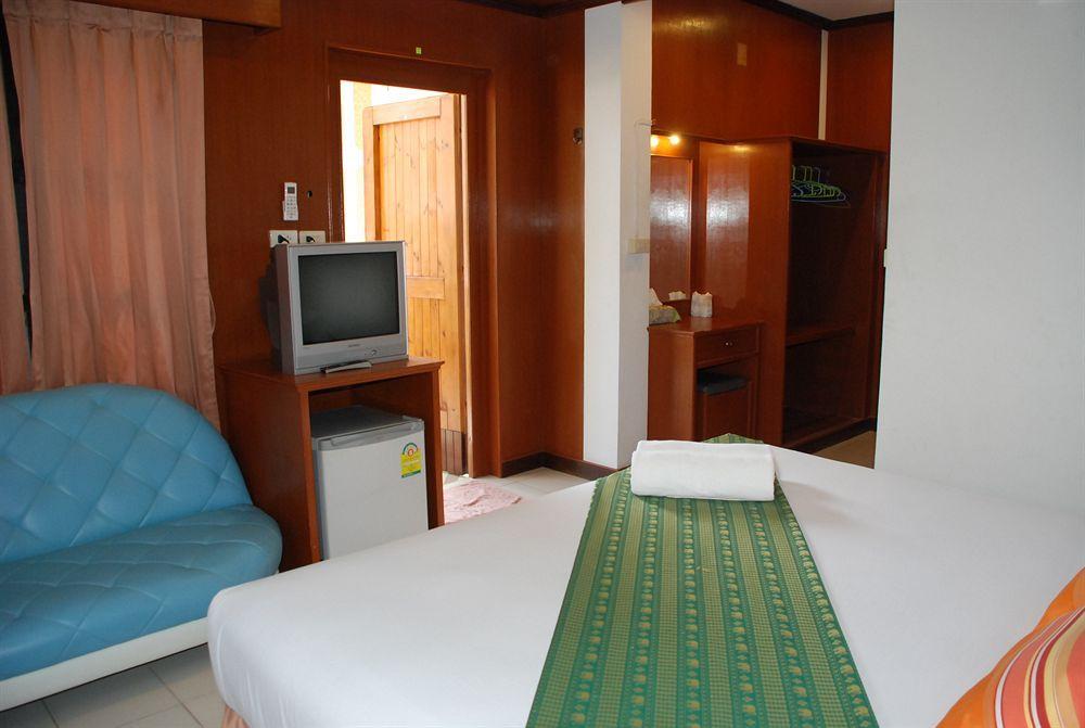 Amity Beach Resort Maret Exterior foto